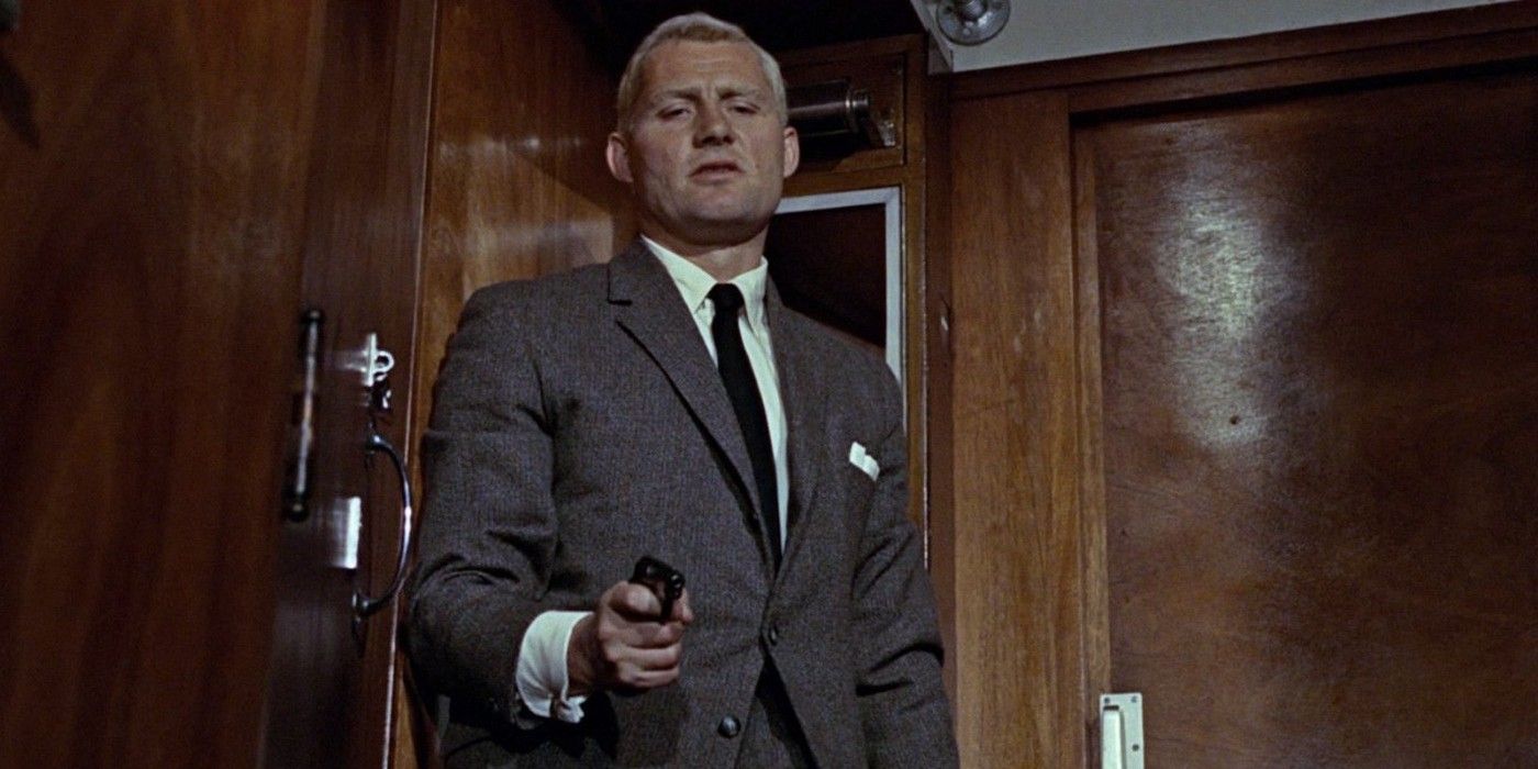 Red Grant holding a gun in From Russia With Love