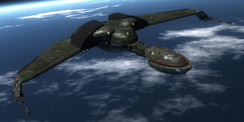 Star Trek vs Star Wars Ships - Klingon Bird Of Prey