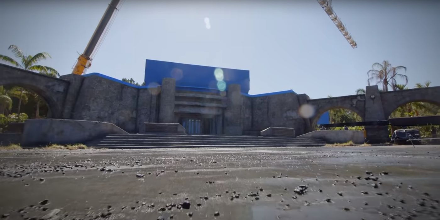 Suicide Squad Mystery Building