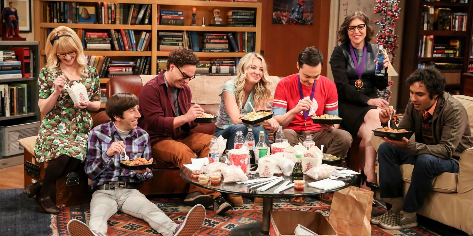 The Big Bang Theory cast eating dinner at home