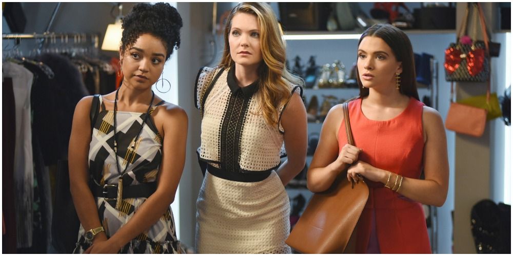 The Bold Type lead characters stood in discussion