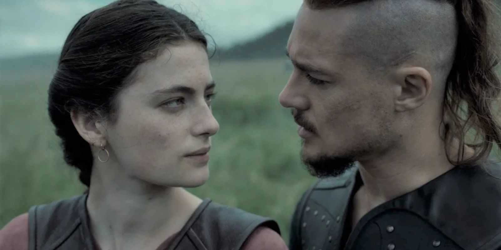An image of Aethelflaed and Uhtred looking at each other in The Last Kingdom