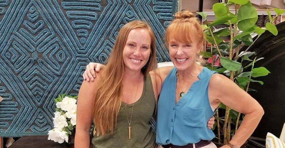 Good Bones Hgtv Get To Know Karen E Laine Mina Starsiak