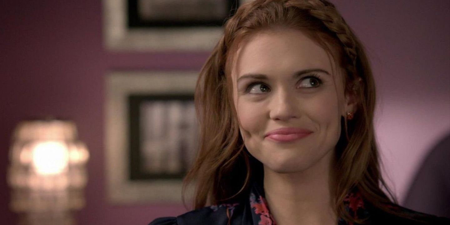 Lydia Martin smiling in Teen Wolf