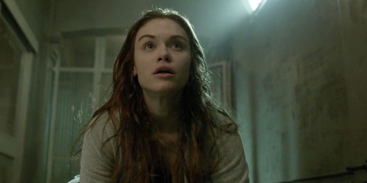 An image of Lydia Martin at Eichen House in in Teen Wolf