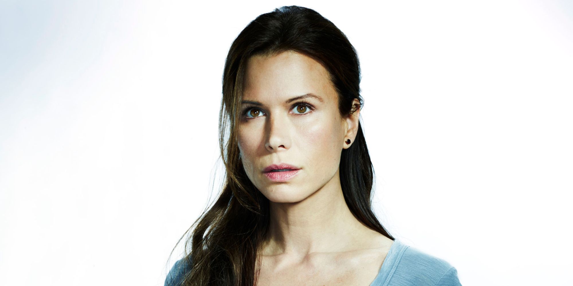 How Rachel Scott Exited The Last Ship Why Rhona Mitra Left