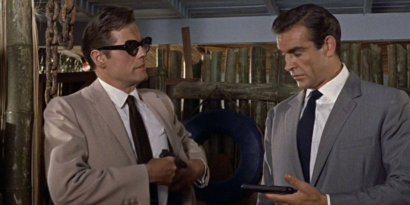Bond meets Felix Leiter in Dr No