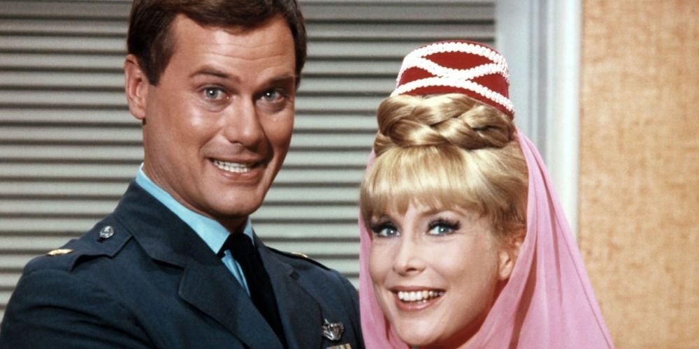Tony and Jeannie posing together on I Dream of Jeannie.