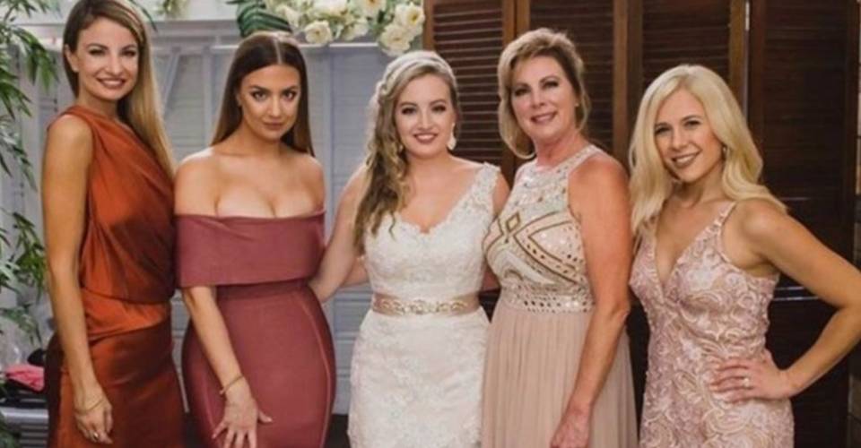 90 Day Fiance Explaining The Meaning Behind Elizabeth S Traditional Moldovan Dress