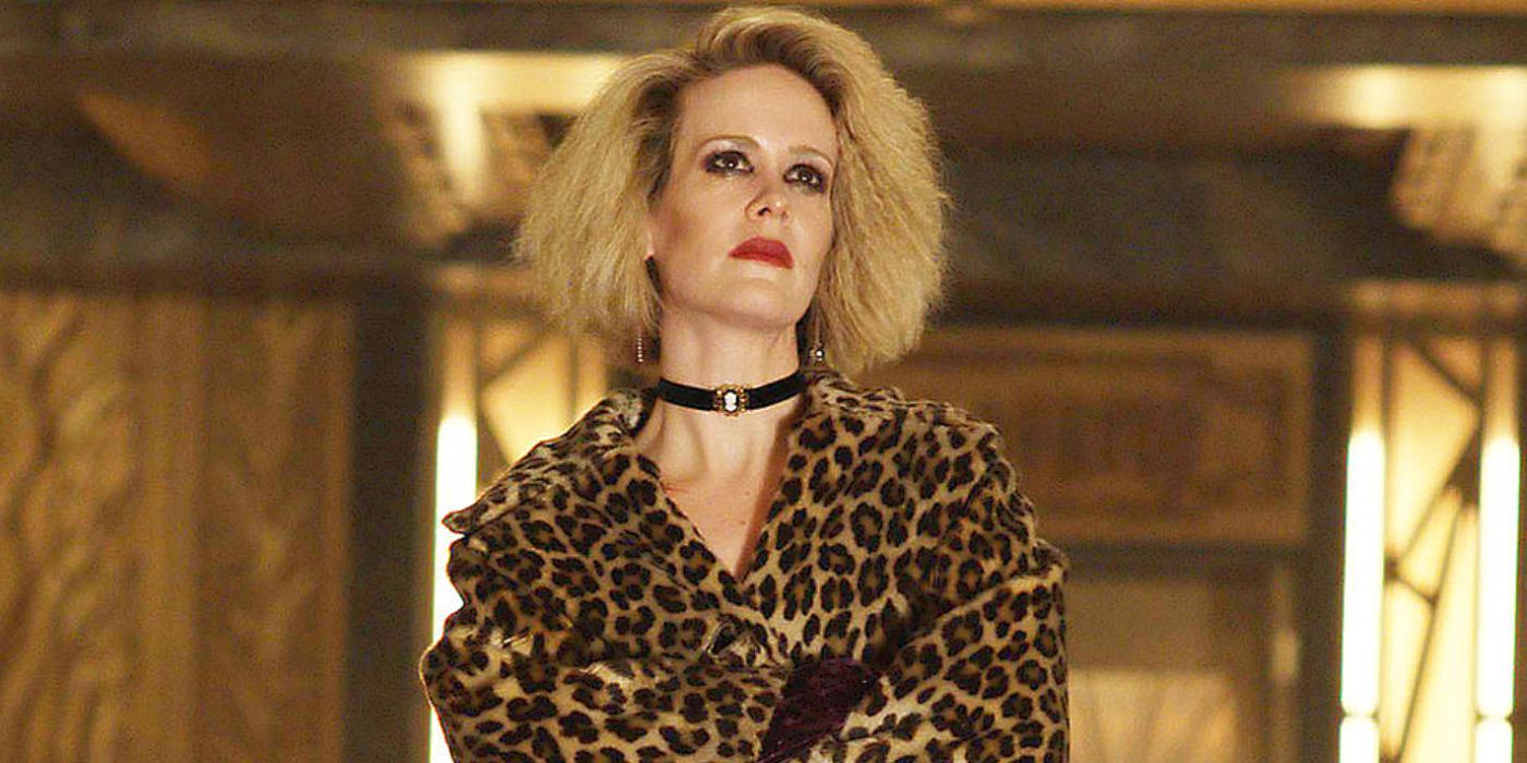 American Horror Story Why Sarah Paulsons Sally Is Always Crying In Hotel