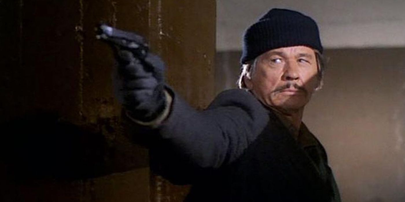 Charles Bronson armed with a handgun in Death Wish II