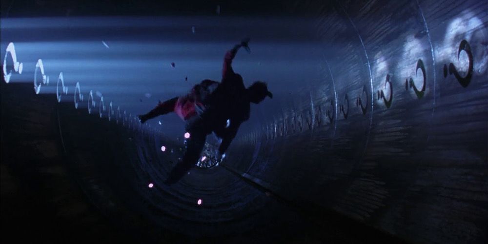 Two Face falling to his death
