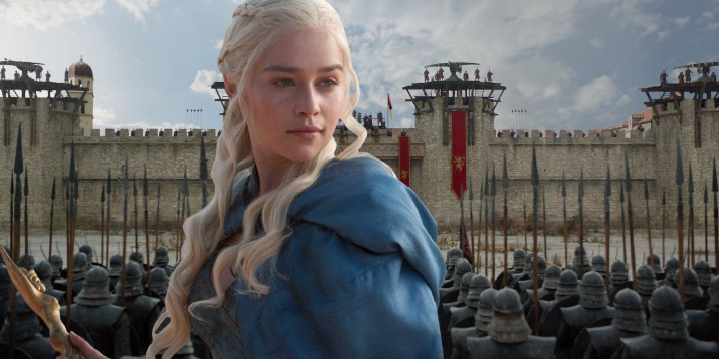 Emilia Clarke as Daenerys Targaryen King's Landing in Game of Thrones