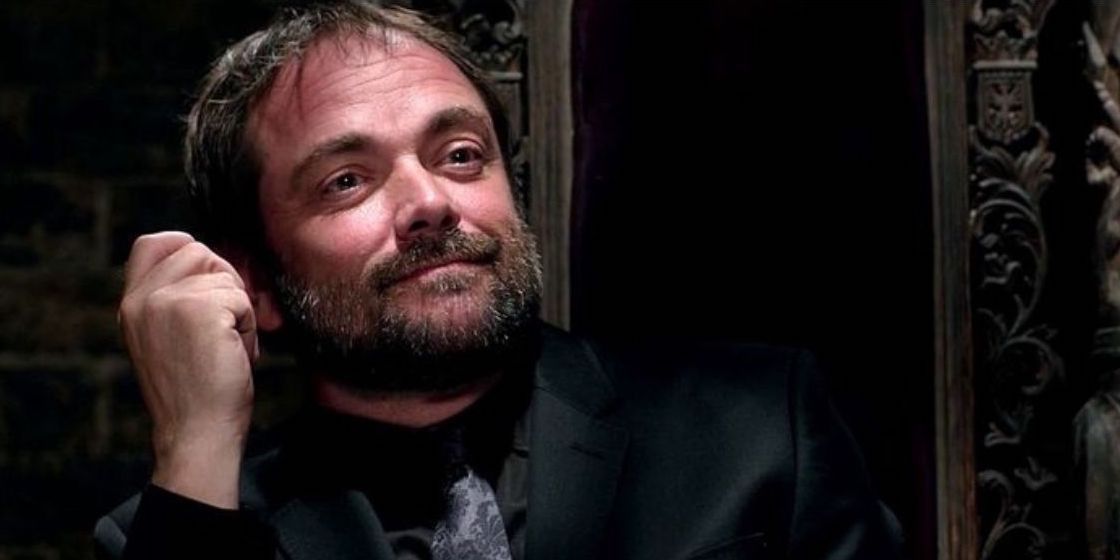 Crowley looking smug in Supernatural