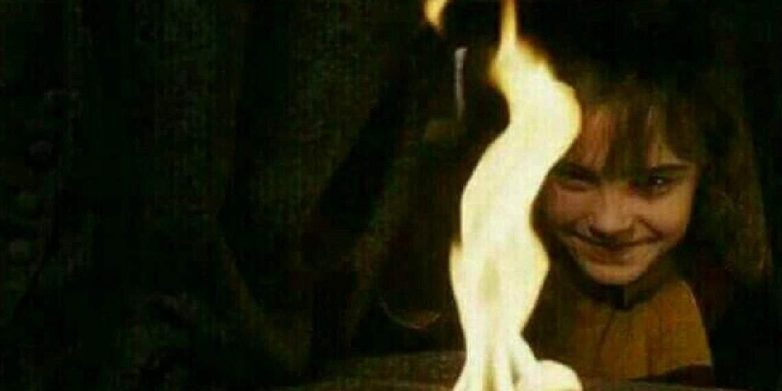 Hermione Sets Snape&rsquo;s Robes On Fire