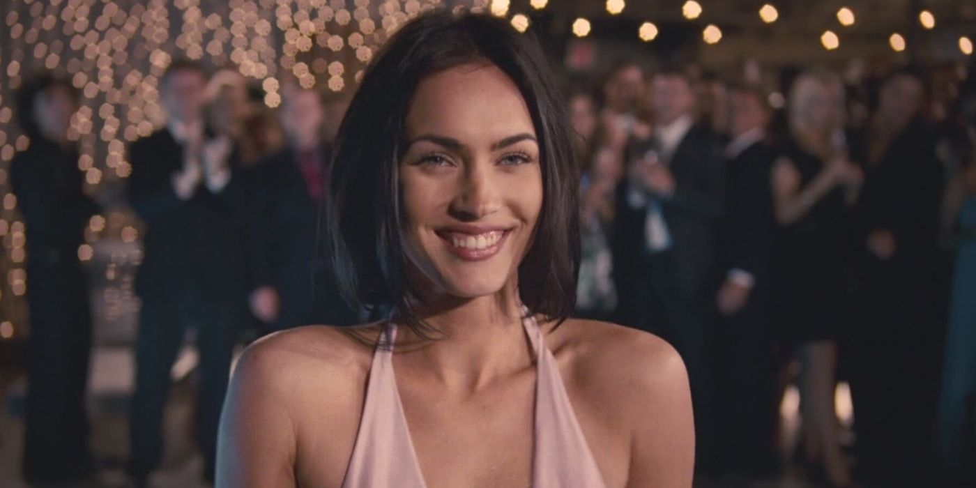 Screenshot of Megan Fox as Sophie from How to Lose Friends and Alienate People