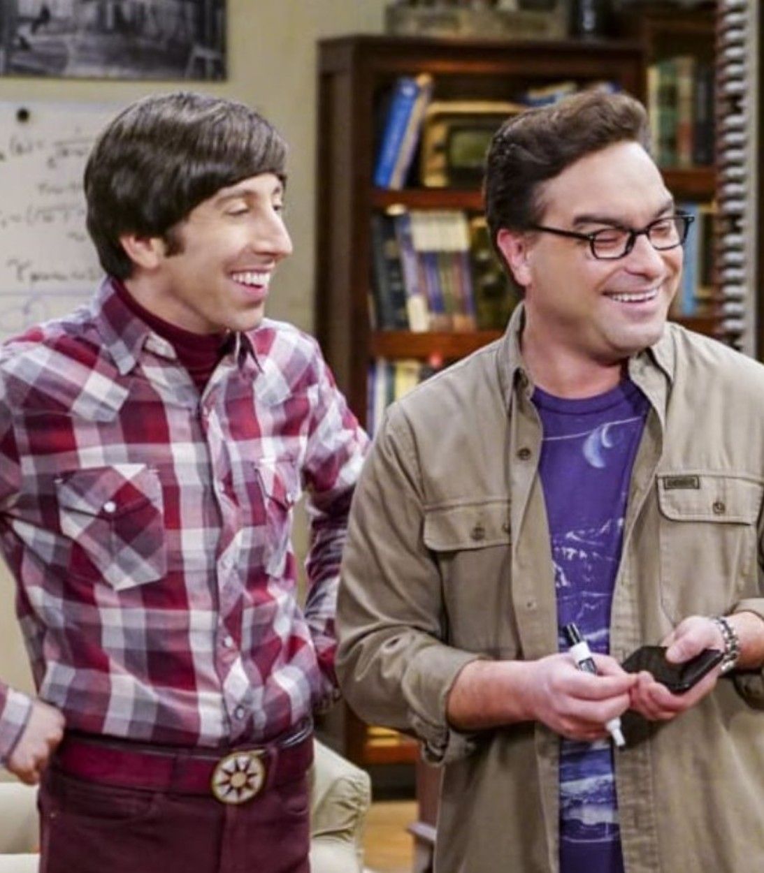Howard and Leonard in The Big Bang Theory pic vertical