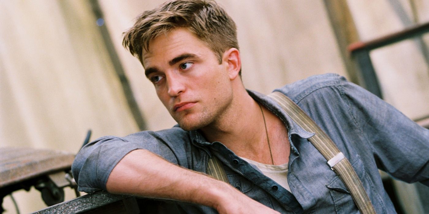 Jacob leaning on something in Water for Elephants.