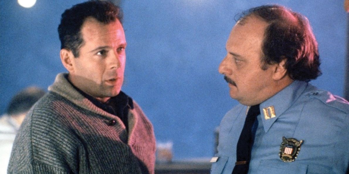 John McClane and Carmine Lorenzo in Die Hard 2