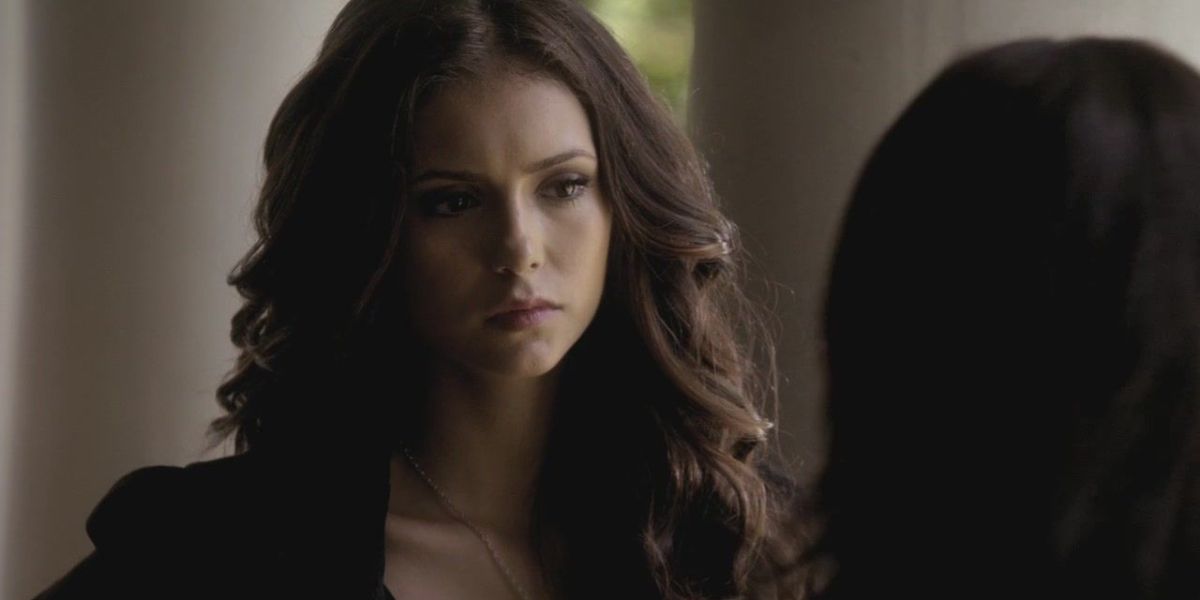 Katherine looking serious in the Vampire Diaries