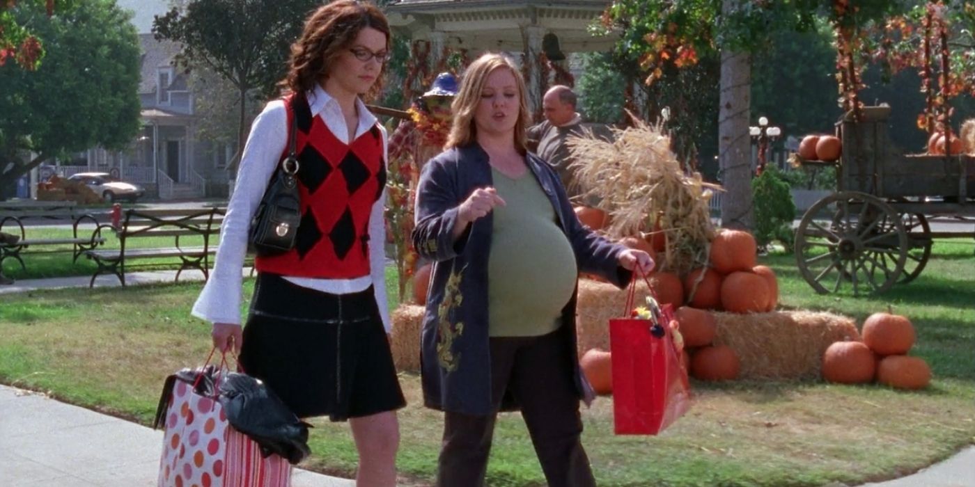 Lorelai and Sookie walking in the square in Gilmore Girls