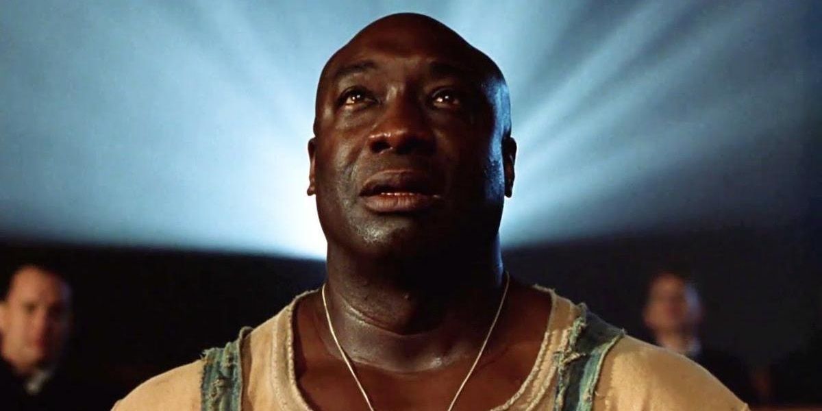 Michael Clarke Duncan watches a film in The Green Mile