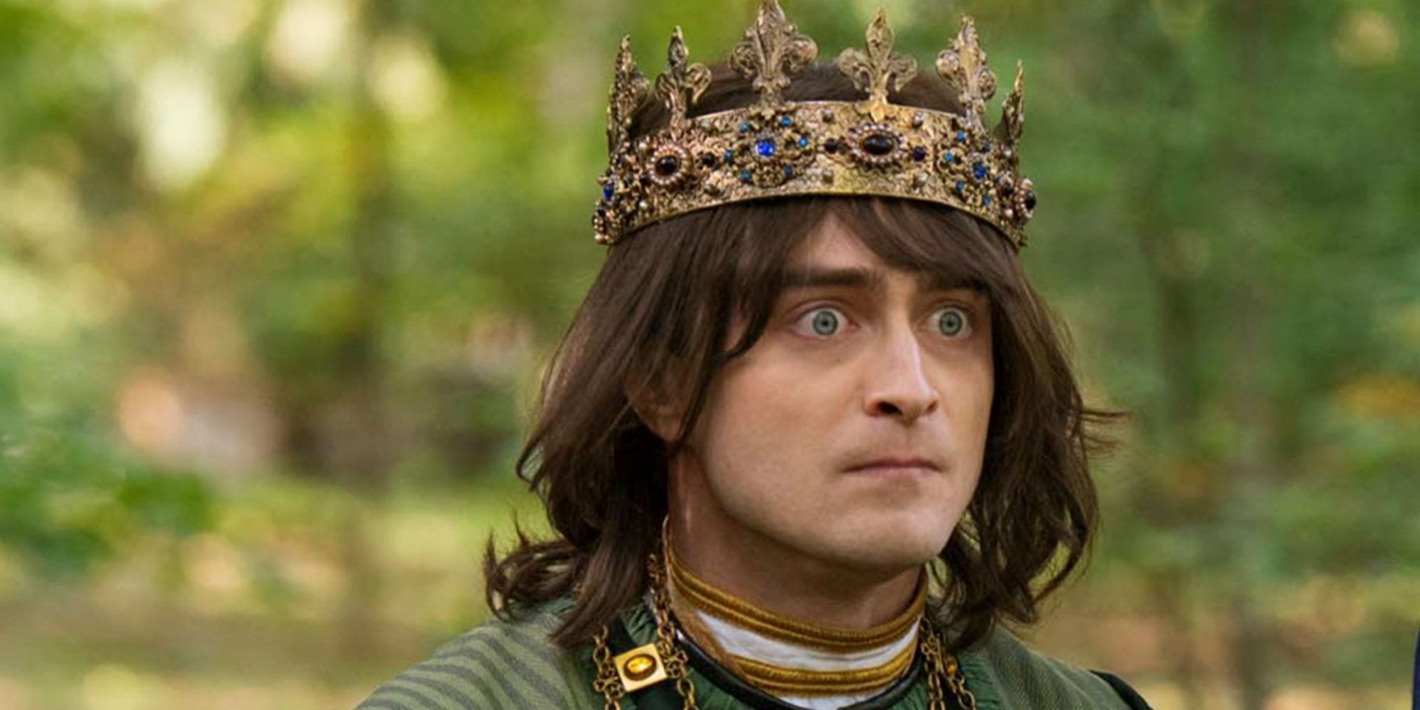 Daniel Radcliffe wearing a crown in Miracle Workers