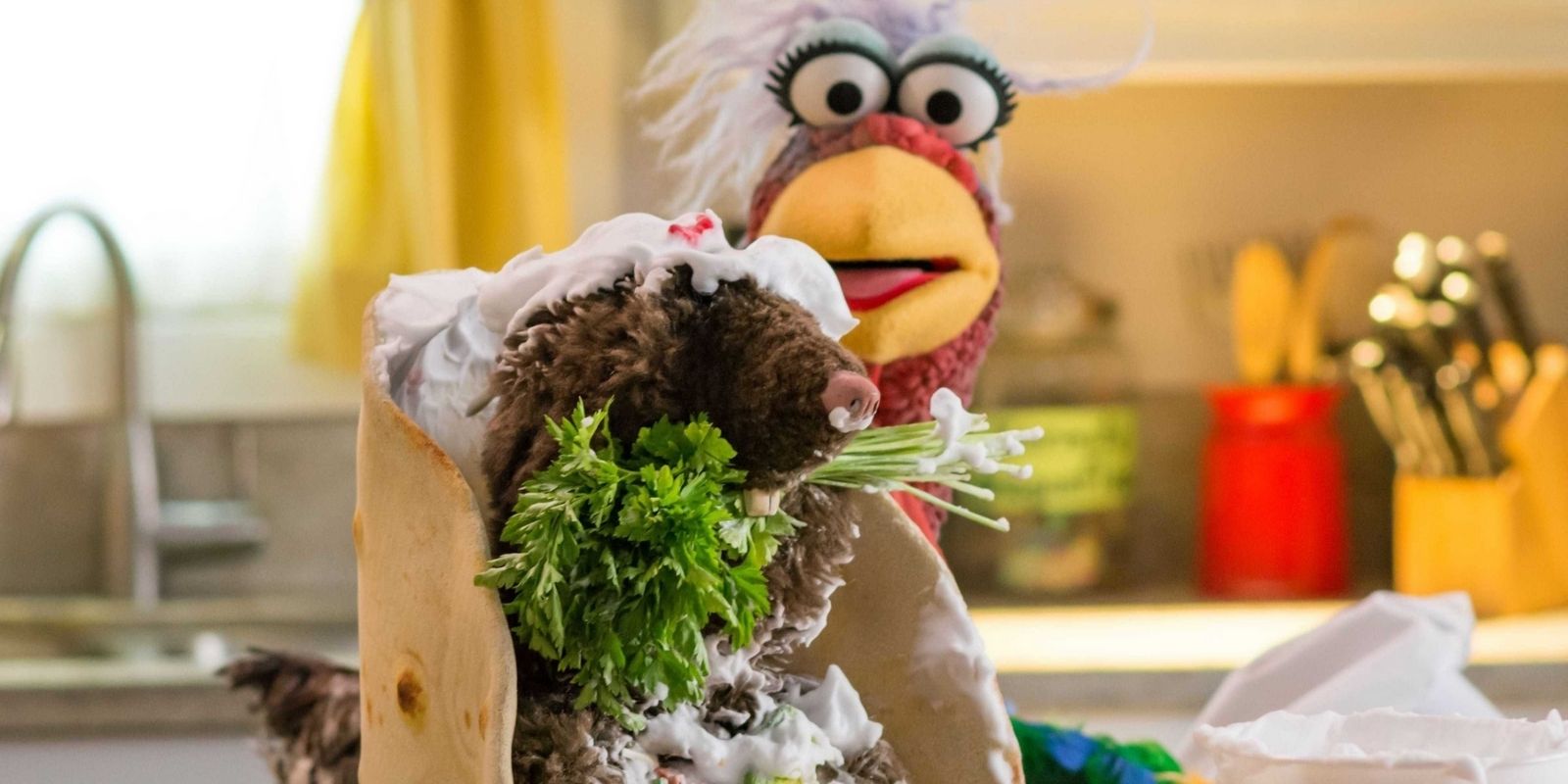 Mole Taco and Beverly Plume in Muppets Now