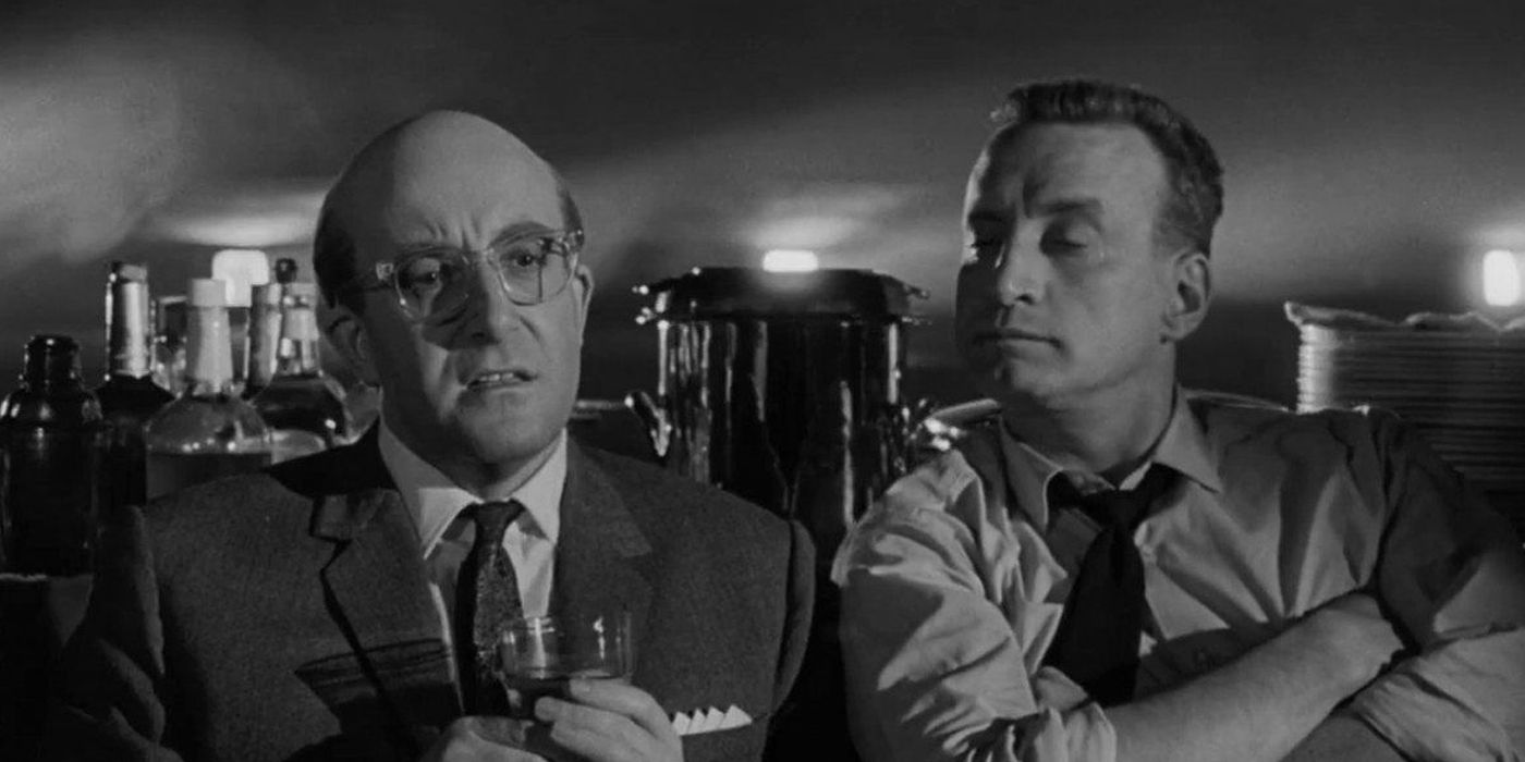 Peter Sellers and George C. Scott in Dr. Strangelove.