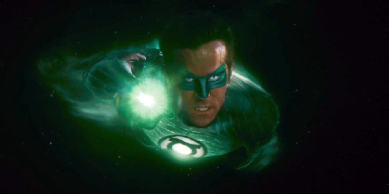 Why Ryan Reynolds’ Green Lantern Could’ve Been Good (& Why His Movie Failed)