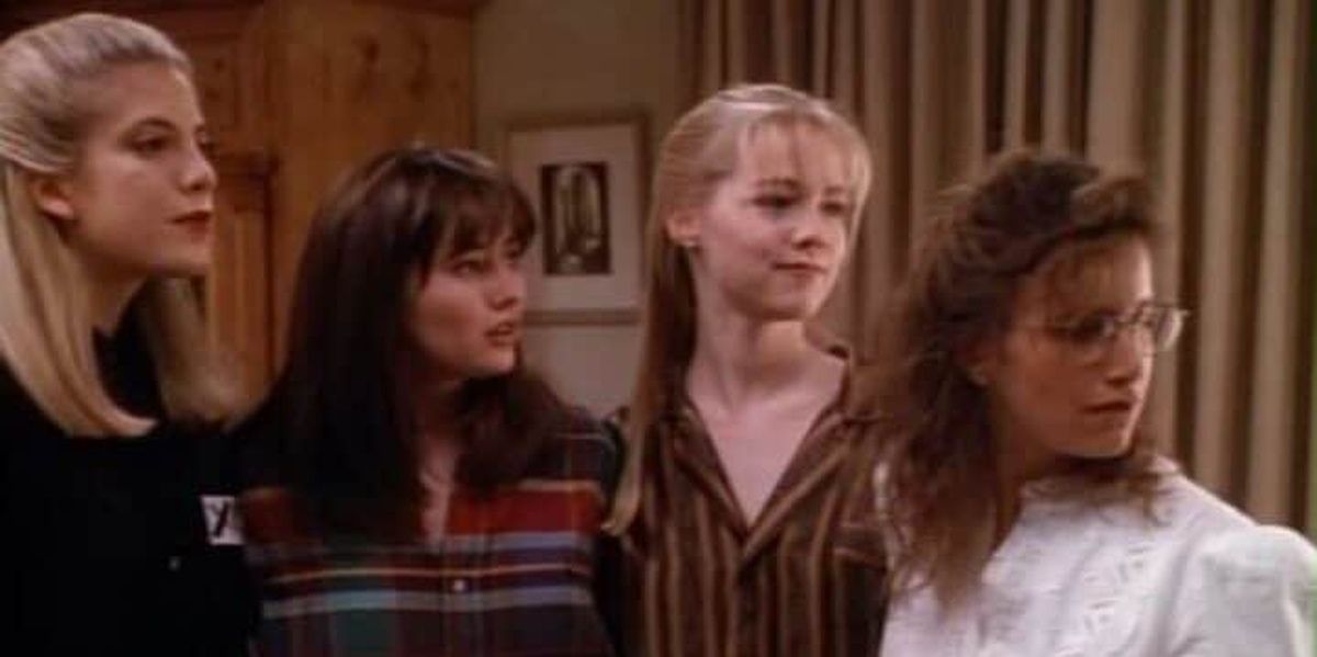 Donna Brenda Kelly and Andrea in Slumber Party Beverly Hills 90210