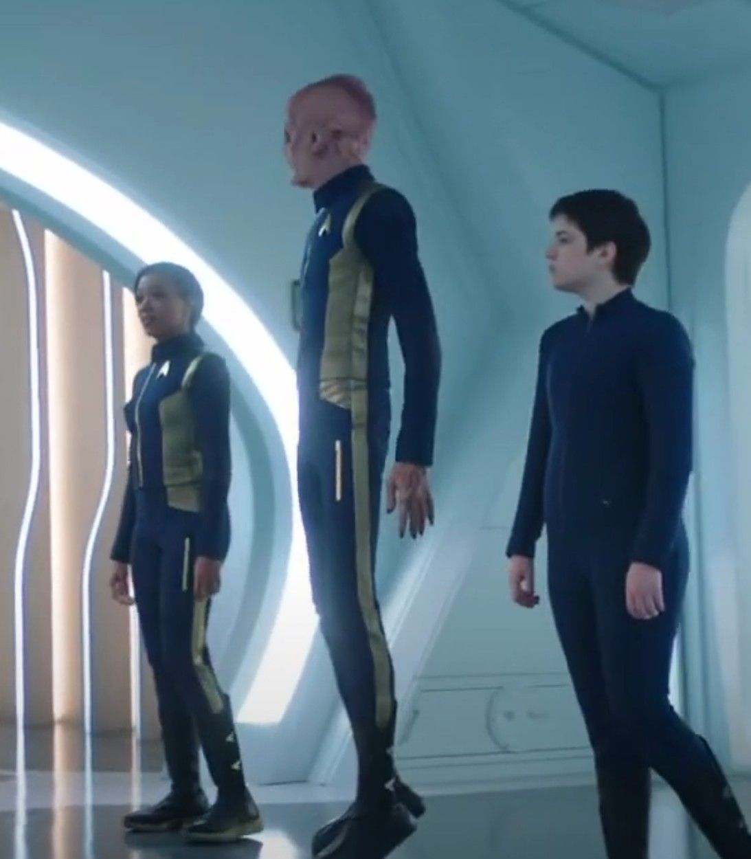 Star Trek Discovery Season 3 Future Vertical