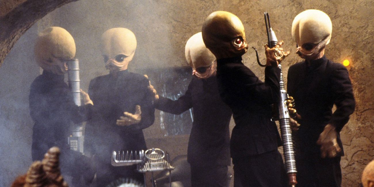 Figrin D'an and the Modal Nodes performing at Chalmun's Cantina in A New Hope