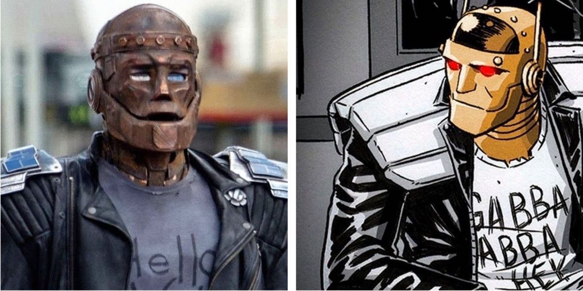 Staying Comic Accurate Two Robotomen