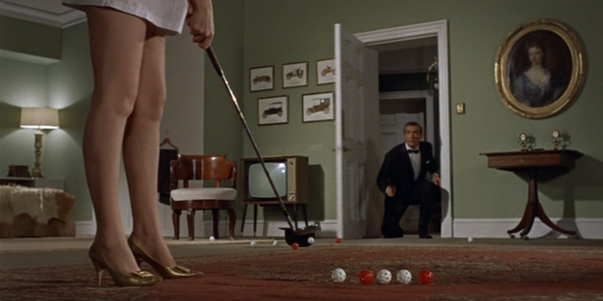 Sylvia Trench playing golf in Dr No