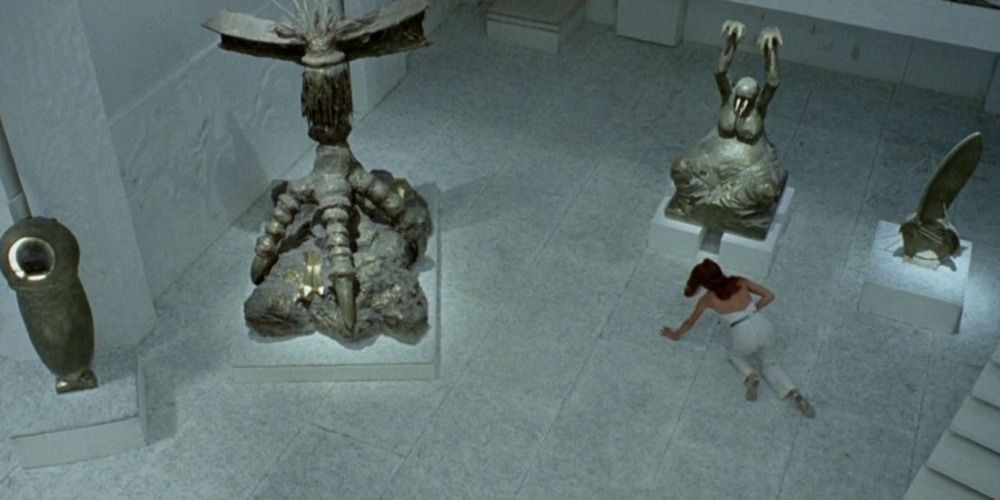 Still from the Dario Argento movie The Bird with the Crystal Plumage