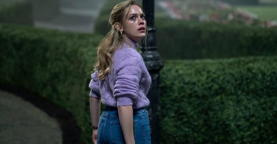 Haunting Of Bly Manor S O Willow Waly Song Is A Classic Horror Easter Egg
