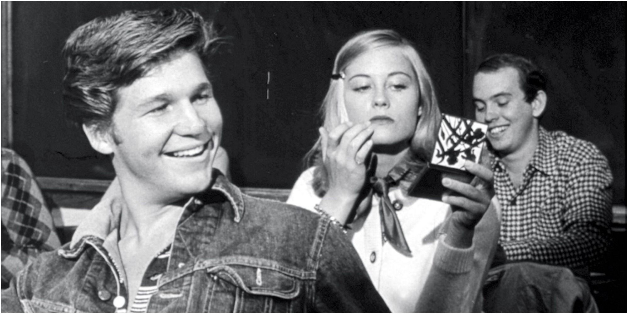 A screenshot of Jeff Bridges as Duane Jackson and Cybill Shepherd as Jacy Farrow from The Last Picture Show
