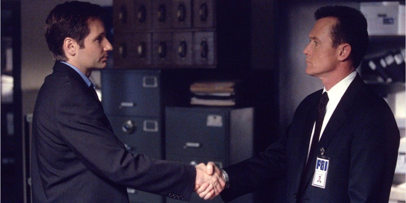 Fox Mulder Meets John Doggett in The X-Files 