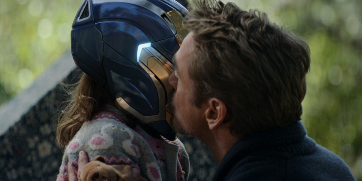 Tony and Morgan share a kiss in Avengers Endgame.