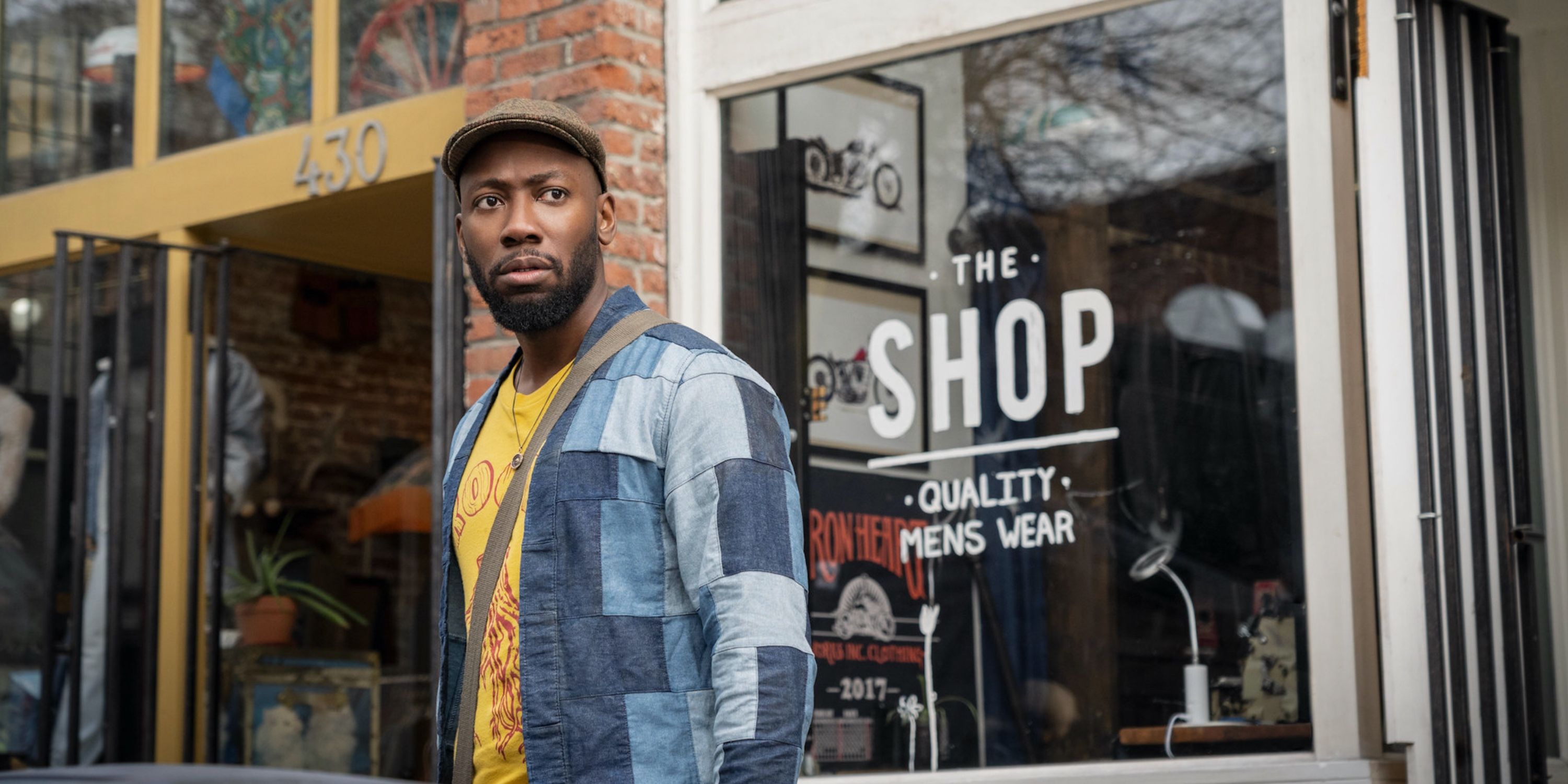 Lamorne Morris in Woke Season 1 on Hulu