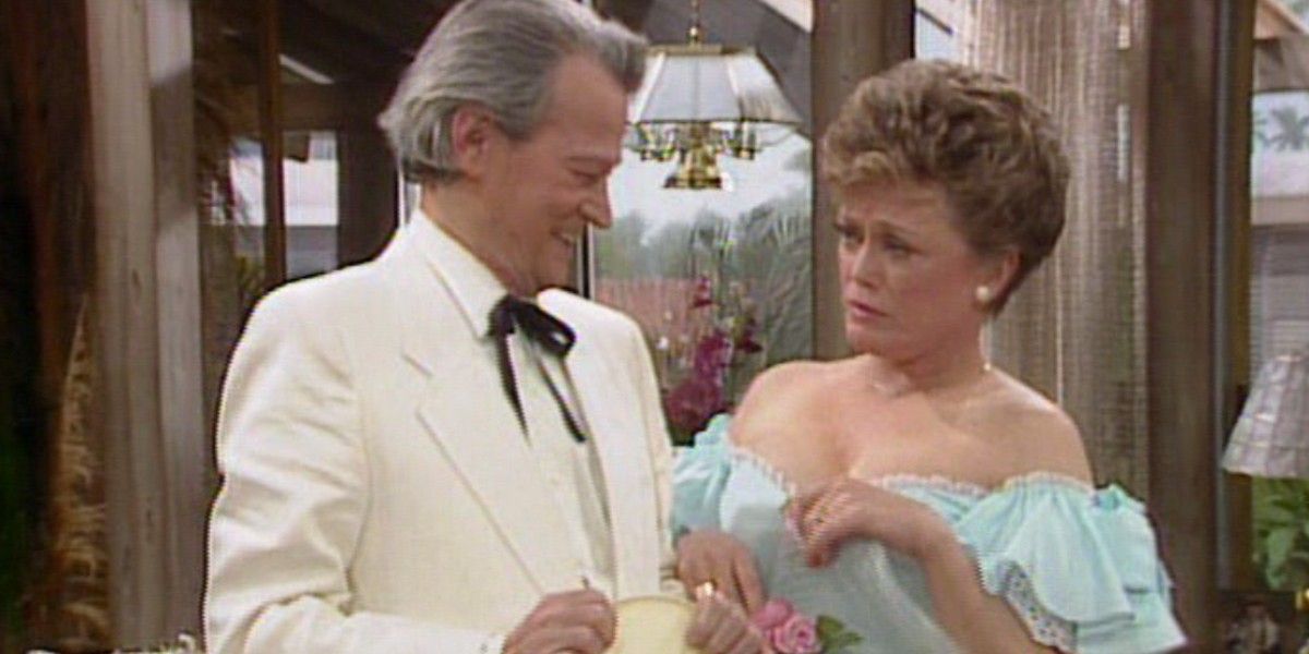 At the Girls' house, Big Daddy wears an all-white tux and Blanche is in a low-neckline, blue dress