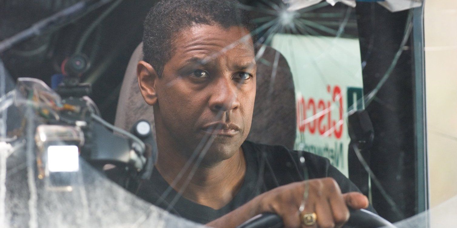 Denzel Washington driving a truck in Déjà Vu