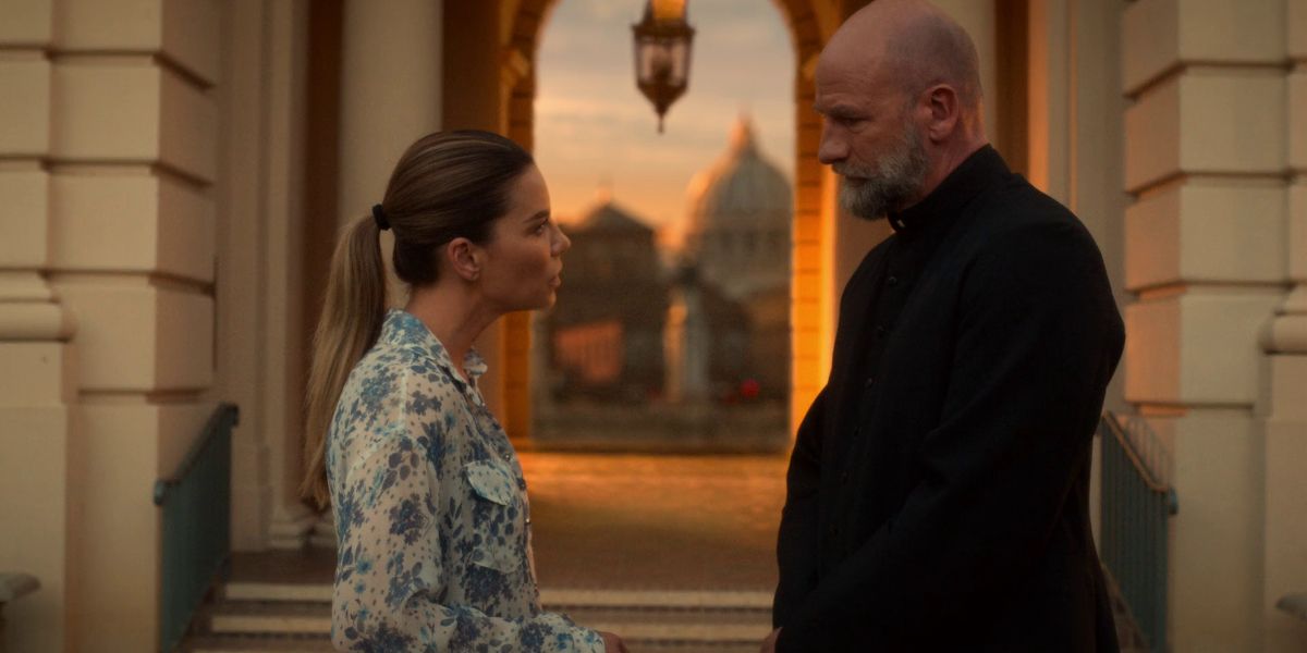Father Kinley and Chloe season 4, episode 2 of Lucifer