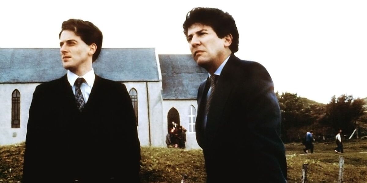 Two actors staring off into the distance in British comedy Local Hero 1983