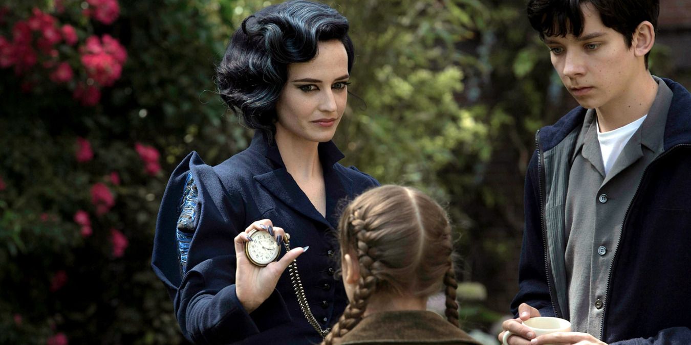 Miss Peregrine with Jake in Miss Peregrine's Home for Peculiar Children