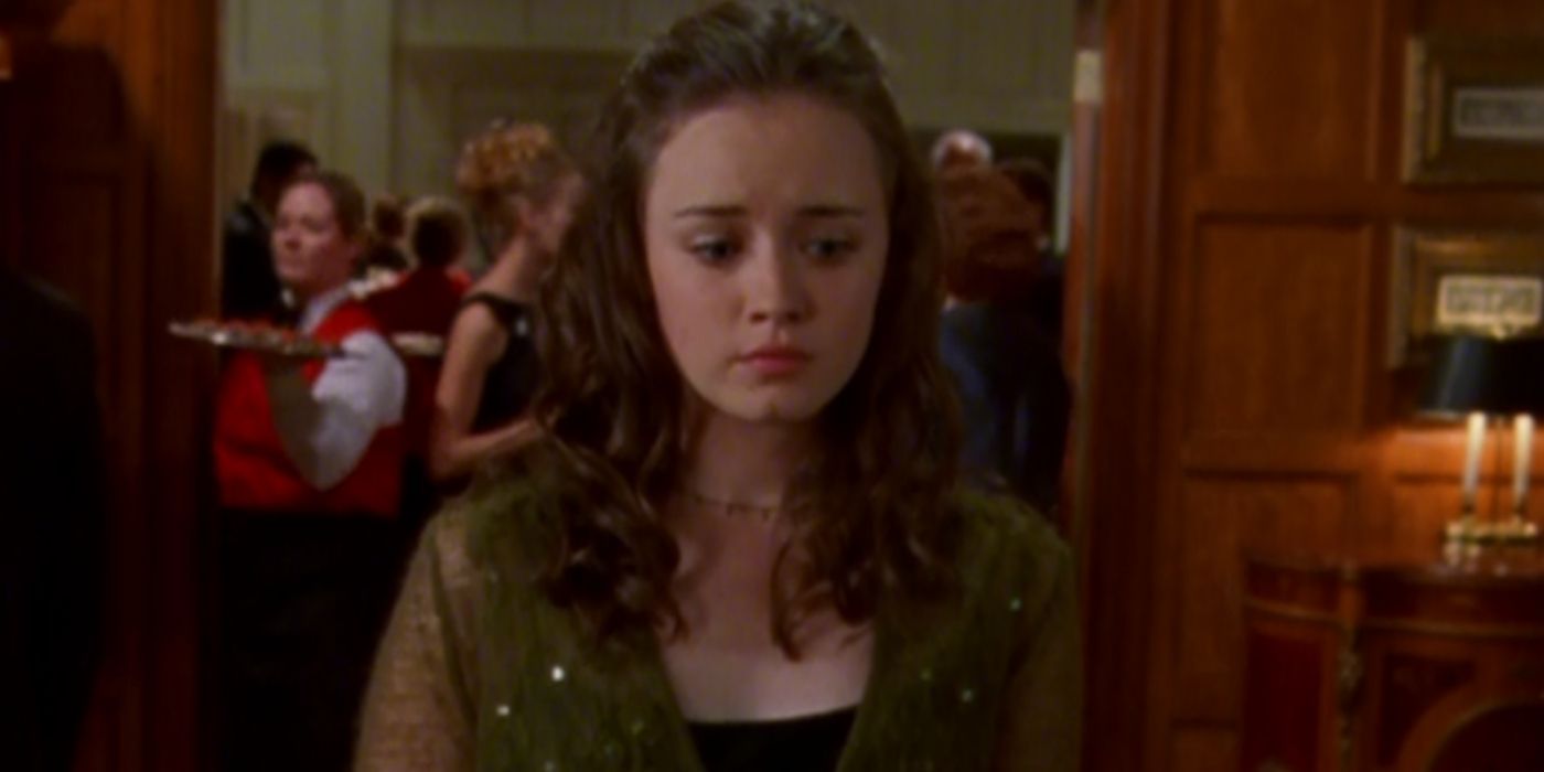 Rory sad at her 16th birthday party on Gilmore Girls