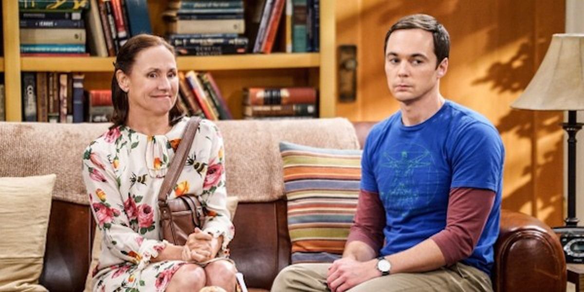 Sheldon and his mom sitting side by side in The Big Bang Theory.