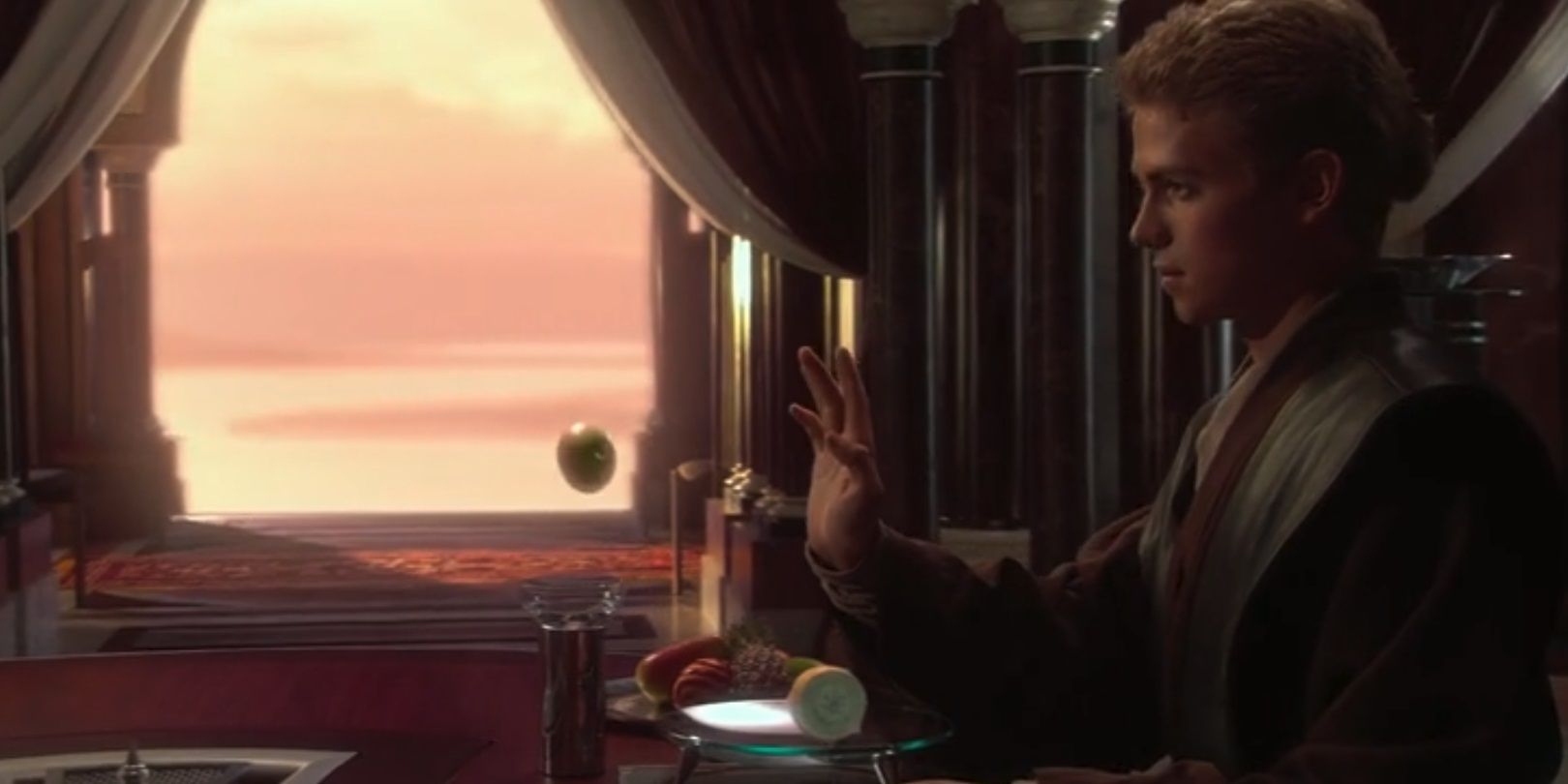 Anakin moves a pear with the Force in Attack of the Clones