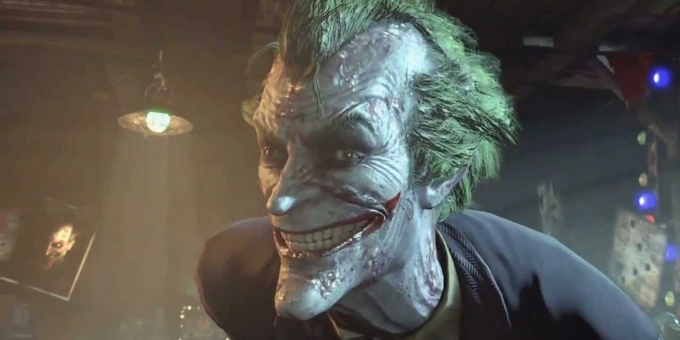 Joker smiling to camera in Arkham City 